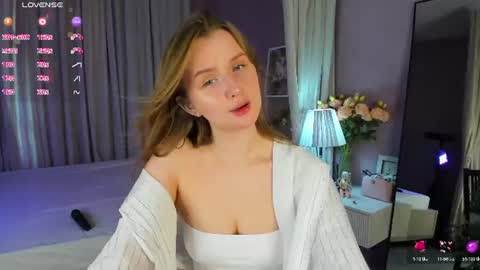 Snapshot of katrina_bail chatting on June 11, 1:27 am Katrina Bail online show from June 11, 1:27 am