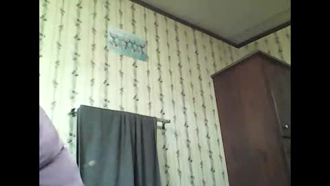 katrinathomas31 online show from December 15, 6:04 pm