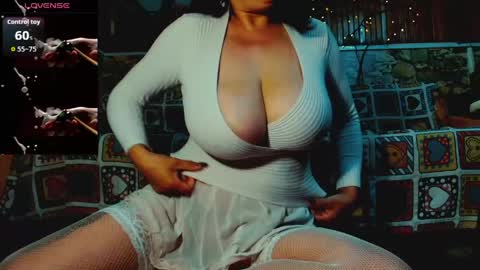 Snapshot of katrinedenev chatting on May 27, 6:54 am KatrineDenev online show from May 27, 6:54 am