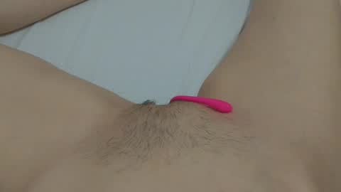 Snapshot of katrinna_arinna chatting on January 13, 12:09 am katrina dont forget to give me thumbs up online show from January 13, 12:09 am