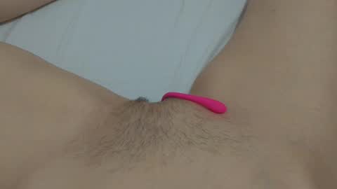 Snapshot of katrinna_arinna chatting on January 21, 3:15 am katrina dont forget to give me thumbs up online show from January 21, 3:15 am