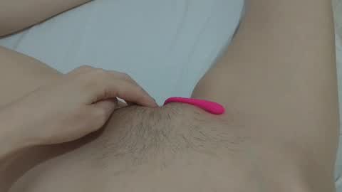 Snapshot of katrinna_arinna chatting on January 24, 9:26 pm katrina dont forget to give me thumbs up online show from January 24, 9:26 pm