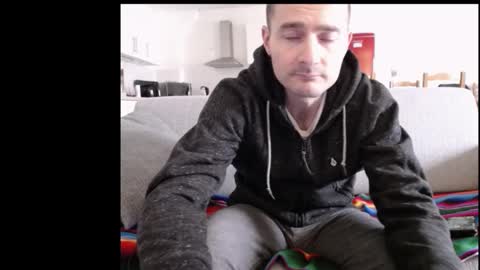 Snapshot of katsufr chatting on February 24, 10:48 am demyx online show from February 24, 10:48 am