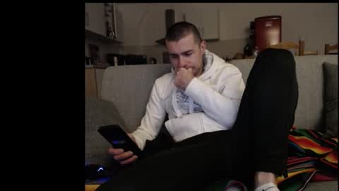 Snapshot of katsufr chatting on March 7, 5:49 pm demyx online show from March 7, 5:49 pm