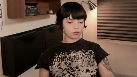 Snapshot of katsurotaro chatting on April 8, 8:09 pm katsuro online show from April 8, 8:09 pm