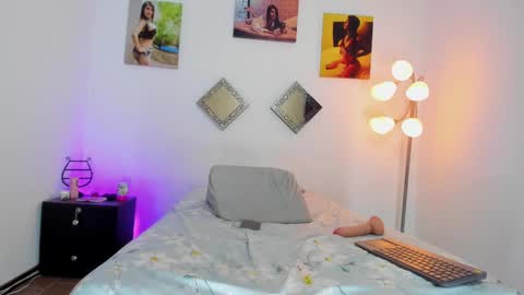 Snapshot of katta_c chatting on March 3, 11:35 pm katta_c online show from March 3, 11:35 pm