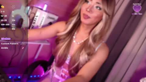 Snapshot of kattiecurrent chatting on July 9, 7:51 pm Saisy online show from July 9, 7:51 pm