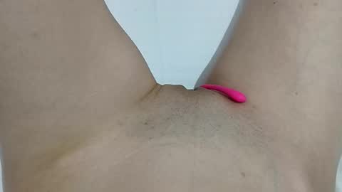 Snapshot of kattrinah_nikitta chatting on March 16, 1:48 pm nikitta online show from March 16, 1:48 pm