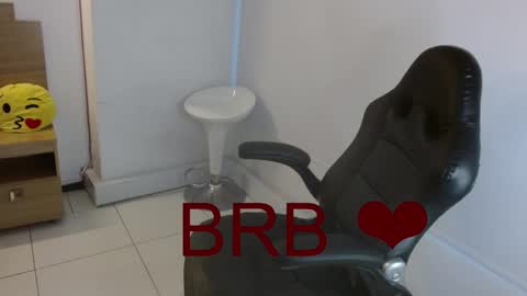 katty_love01 online show from February 25, 5:15 pm