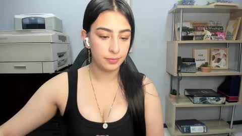 katty_love01 online show from September 10, 3:45 pm