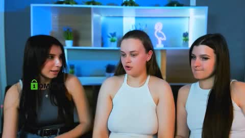 Kat online show from March 21, 3:04 pm