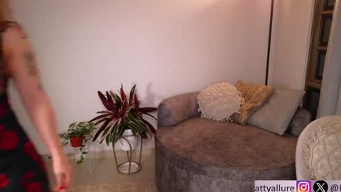 Snapshot of kattyallure chatting on December 3, 11:13 pm Katty online show from December 3, 11:13 pm