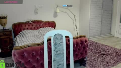 kattybellyr online show from April 15, 5:42 pm