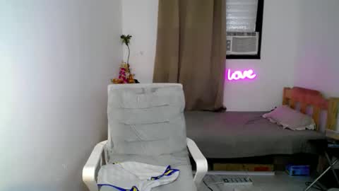 katty online show from December 5, 7:43 pm