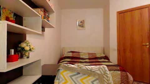 KattySapphire online show from January 25, 2:25 pm