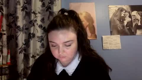 kattyx0x online show from June 3, 6:46 pm