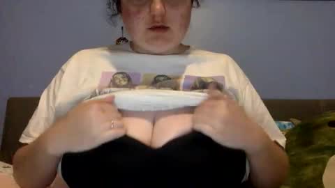 kattyx0x online show from June 6, 12:21 pm