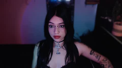 Snapshot of kattze chatting on March 1, 12:45 pm online show from March 1, 12:45 pm
