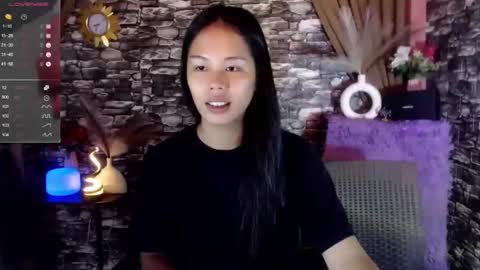 Camilla online show from December 1, 7:24 am