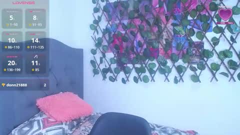 katy peach online show from September 25, 3:10 am