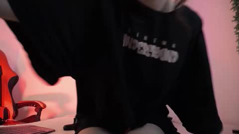 Katy Van online show from December 1, 8:47 pm