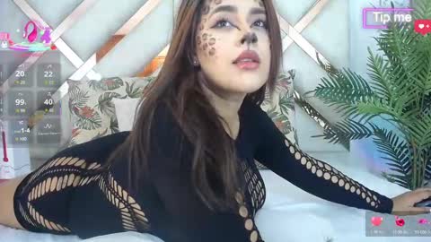 Snapshot of katya_ruiz chatting on October 31, 6:47 am Katya Ruiz online show from October 31, 6:47 am