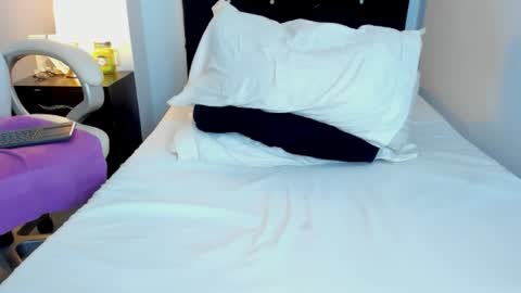 KATYAJHONSS online show from March 24, 10:37 pm