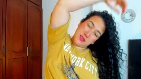 KATYAJHONSS online show from May 23, 11:09 pm