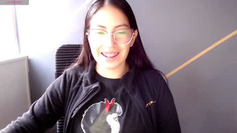 KATY online show from December 12, 11:18 am