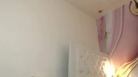 Snapshot of katyhornymilfsexy chatting on September 25, 7:17 pm katy online show from September 25, 7:17 pm