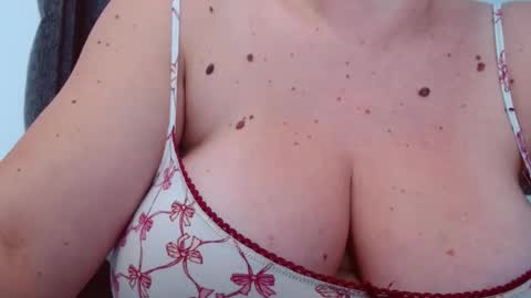 Snapshot of katynextdoor chatting on September 20, 7:09 am Katy online show from September 20, 7:09 am