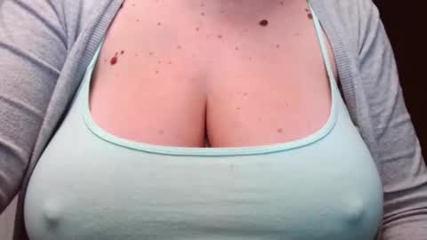 Snapshot of katynextdoor chatting on November 20, 3:18 am Katy online show from November 20, 3:18 am