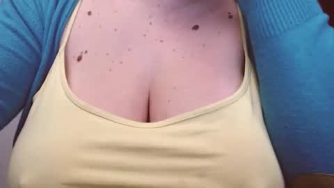 Snapshot of katynextdoor chatting on November 22, 2:54 am Katy online show from November 22, 2:54 am