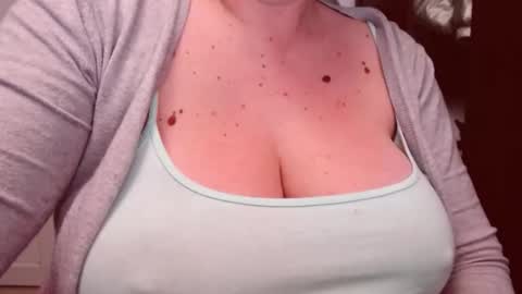 Snapshot of katynextdoor chatting on November 26, 3:18 am Katy online show from November 26, 3:18 am