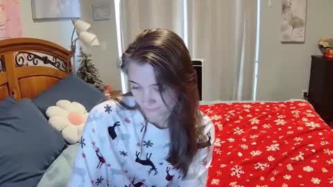 Snapshot of katynowhere chatting on December 2, 9:06 pm Katy online show from December 2, 9:06 pm