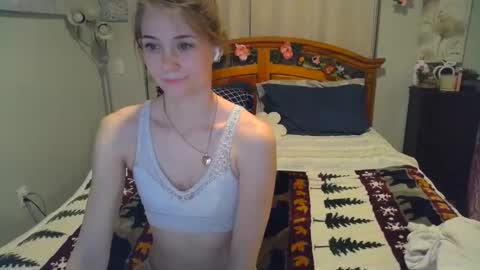 Snapshot of katynowhere chatting on January 17, 1:47 am Katy online show from January 17, 1:47 am