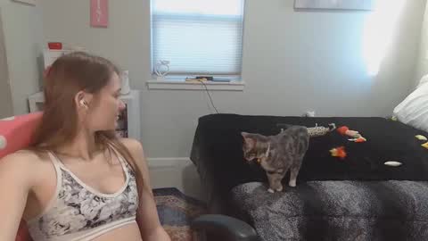 Katy online show from January 16, 4:11 pm