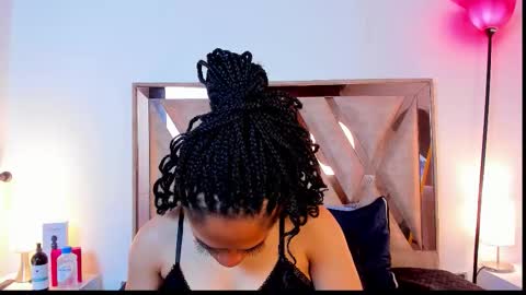 katyortiz online show from March 26, 12:00 pm