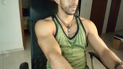 Snapshot of kaurilop chatting on December 24, 4:00 am Kauri Lop online show from December 24, 4:00 am