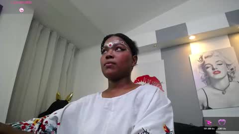 Snapshot of kavya_suri_ chatting on February 5, 7:18 pm Kavya online show from February 5, 7:18 pm