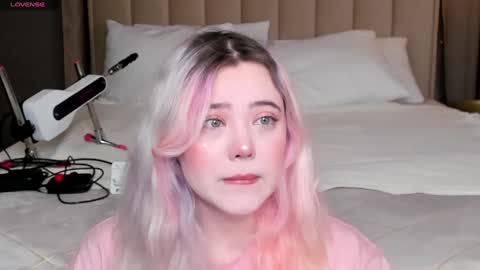 Yuki  online show from January 24, 8:44 am