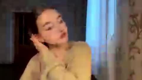 Snapshot of kawaites chatting on February 23, 6:22 am Lana online show from February 23, 6:22 am