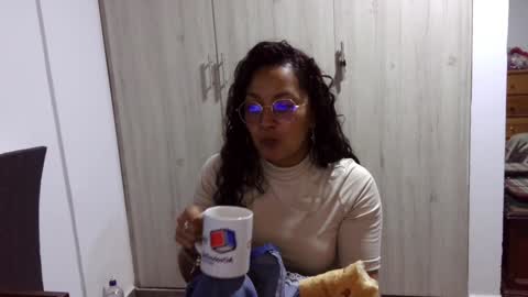 Snapshot of kawit1 chatting on December 28, 6:50 pm Khawit online show from December 28, 6:50 pm