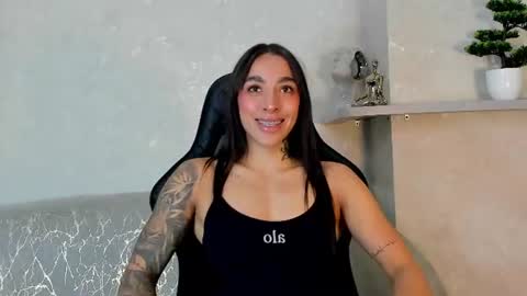 KAYLA BATISTA online show from July 19, 3:05 pm