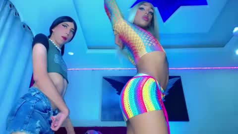 kayla_sexx online show from October 22, 10:53 pm