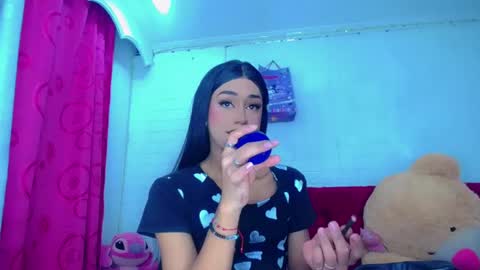 kayla_sexx online show from March 28, 10:53 pm
