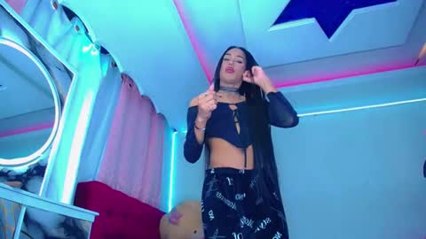 kayla_sexx online show from June 8, 1:20 am
