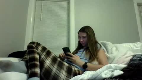 kaylaelizabeth97 online show from November 30, 11:09 pm