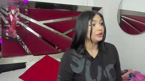 kaylahank online show from October 20, 11:43 am