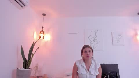      K A Y L A      online show from November 26, 6:09 pm